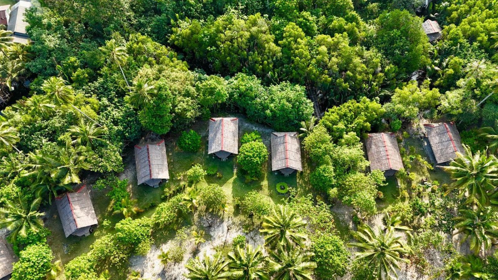 Mutiara Beach Resort Berakit Exterior foto